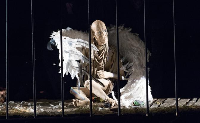 Саксофон, магия и притчи о счастье вернулись в театр Образцова