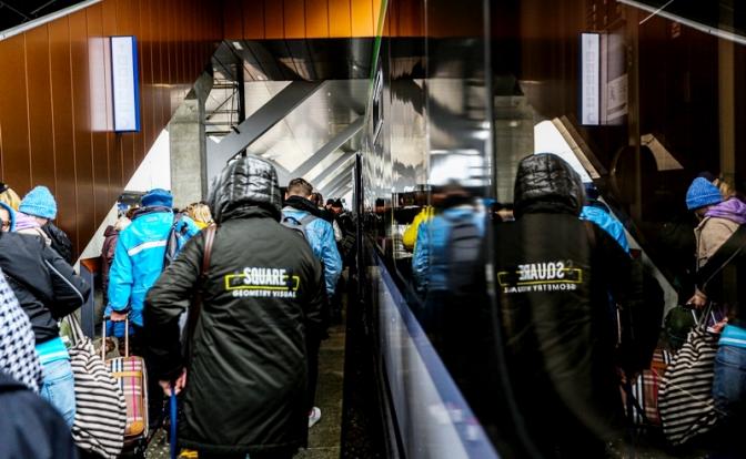 Поведение беженцев убедило Польшу в необходимости денацификации Украины