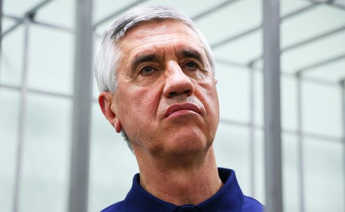 На фото: бизнесмен Анатолий Быков в Центральном районном суде во время оглашения приговора. Быков приговорен к 11 годам лишения свободы.