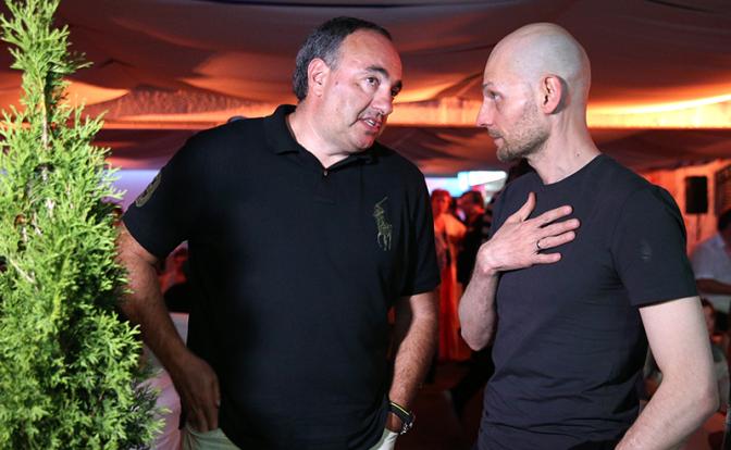 На фото: продюсер Александр Роднянский и режиссер Иван Вырыпаев (слева направо)