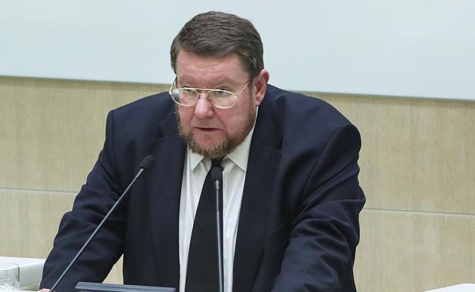 На фото: политолог Евгений Сатановский.