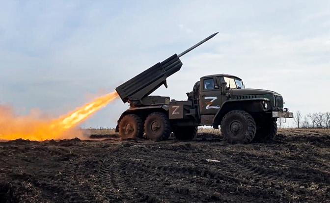 Военкоры сообщили о мощной контратаке ВС РФ на потерянную часть Времевского выступа