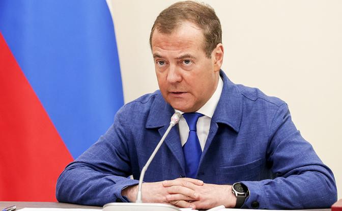 На фото: заместитель председателя Совета безопасности РФ Дмитрий Медведев