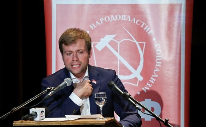 На фото: член комиссии Московской городской думы по государственному строительству и местному самоуправлению, кандидат на пост мэра Москвы Леонид Зюганов во время конференции по выдвижению кандидата в мэры Москвы от партии КПРФ .