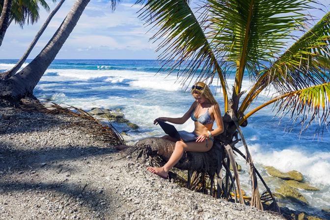 Блогеров хотят наказывать за продвижение западных брендов