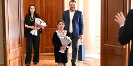 5 млрд рублей для Дагестана, президентское кресло, звонок министрам: Реакция Путина на трогательное видео с плачущей девочкой из Дербента