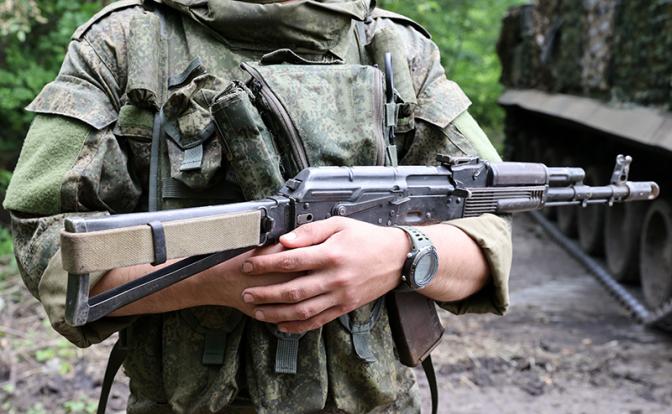 Боец ВС РФ в одиночку остановил атаку малой группы ВСУ, несмотря на контузию