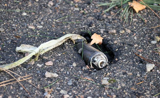 Эксперт Леонков рассказал о единственном средстве борьбы с кассетными боеприпасами