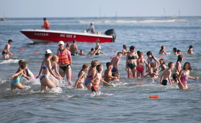 В Совфеде задумались об ограничении массового детского отдыха за рубежом
