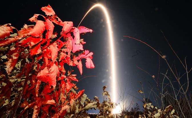 На фото: во время запуска ракеты-носителя "Союз-2.1б"