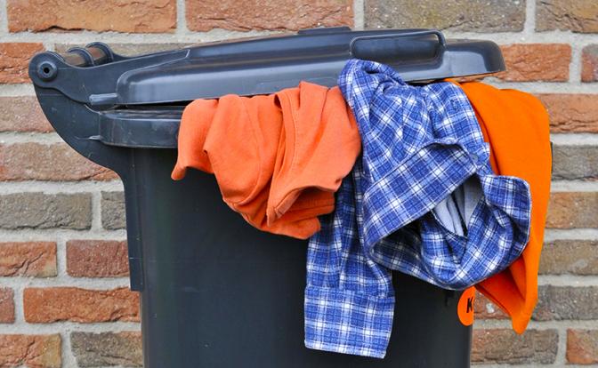 «Мусорный контейнер — наихудший вариант»: Ученый о переработке одежды в России