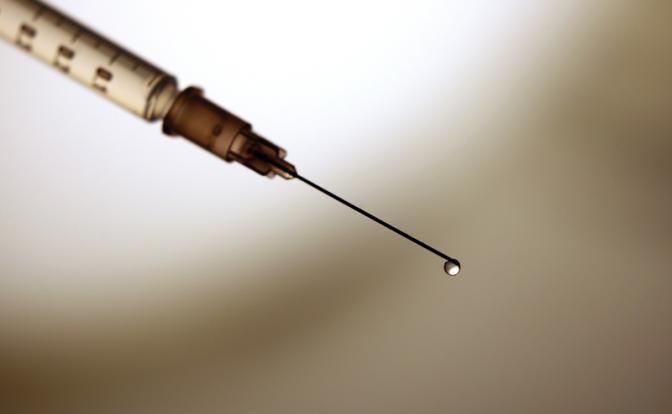 Уголовное дело возбуждено после ЧП с уколом ребенка шприцем с наркотиком в каршеринге