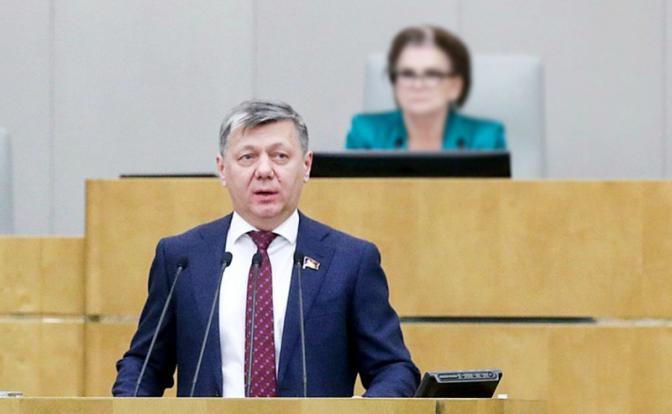 На фото: заместитель председателя комитета Госдумы по международным делам Дмитрий Новиков 