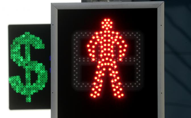 ЦБ сообщил о резком росте курса доллара