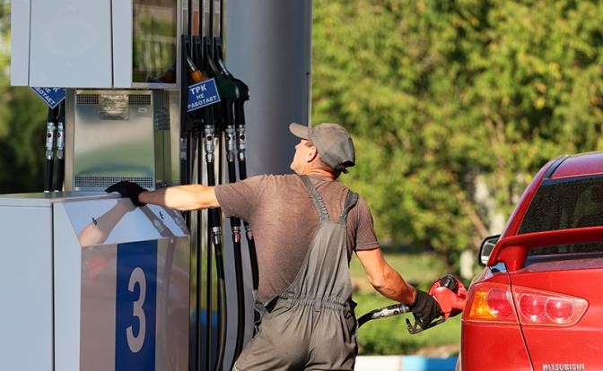 Депутат Кирьянов заявил о возможности ручного регулирования цен на топливо в России