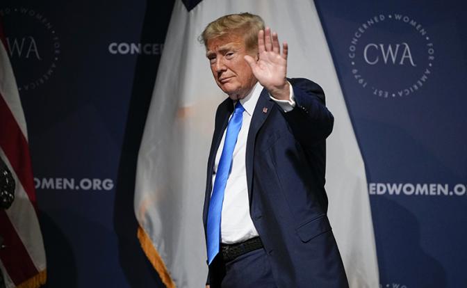 На фото: экс-президент США Дональд Трамп