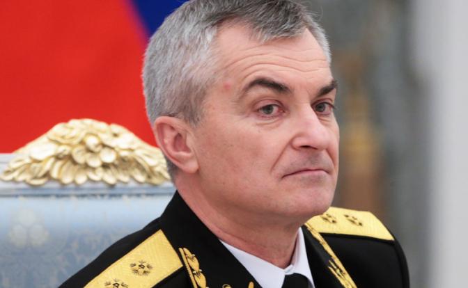 На фото: командующий Черноморским флотом РФ адмирал Виктор Соколов