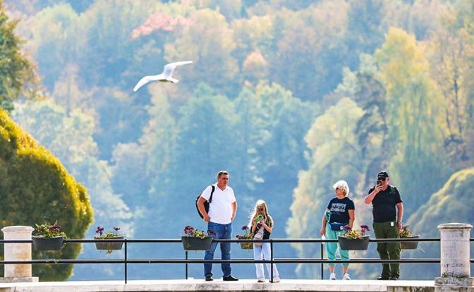 Россиянам дали советы по борьбе с осенней хандрой