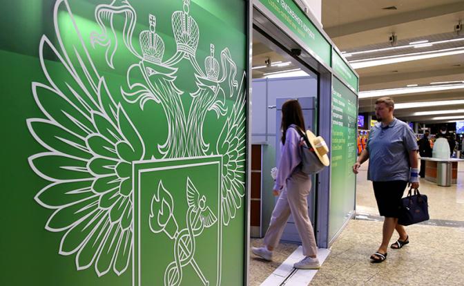 «Мисс Москва» задержана в аэропорту «Шереметьево» при попытке провести контрабандный товар