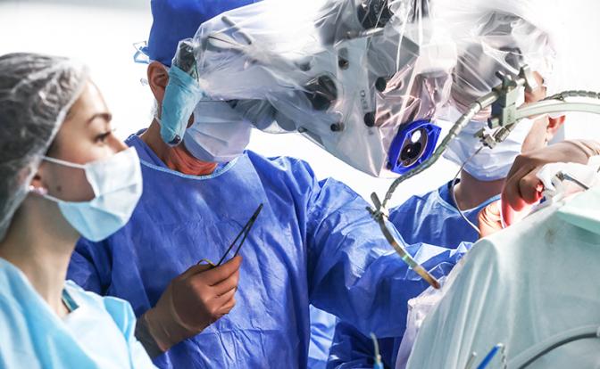 У хабаровчанки обнаружили гигантскую миому