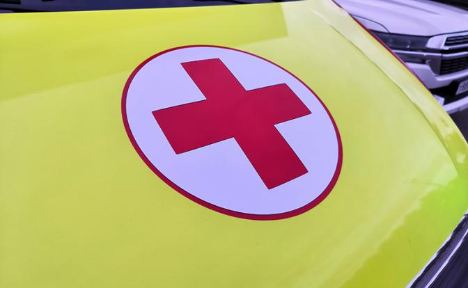 В Южно-Сахалинске три человека выжили, упав с 17 этажа