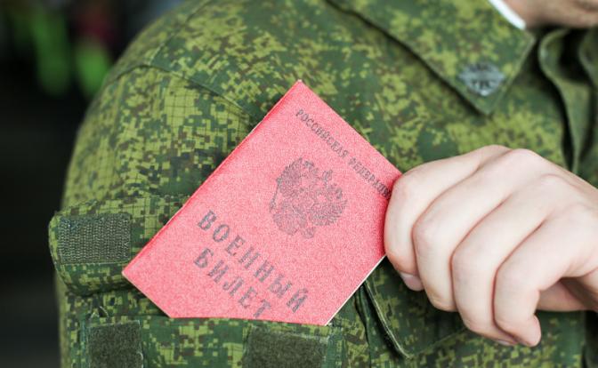 Уроженцы Таджикистана сбежали с призывного пункта в Москве