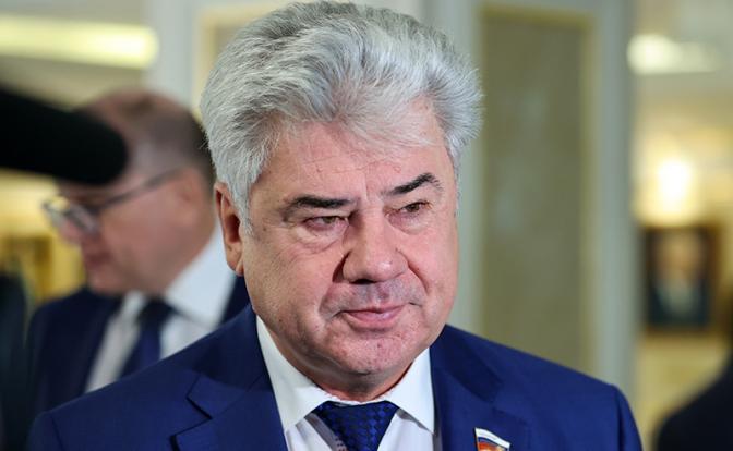 На фото: первый замглавы оборонного комитета Совфеда РФ Виктор Бондарев
