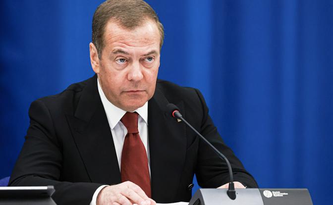 На фото: заместитель председателя Совета безопасности РФ Дмитрий Медведев