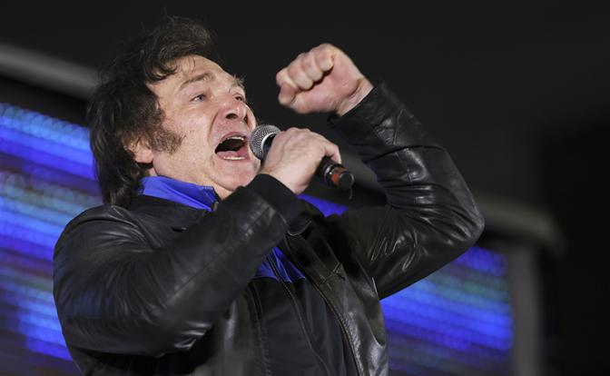 На фото: избранный президент Аргентины Хавьер Милей