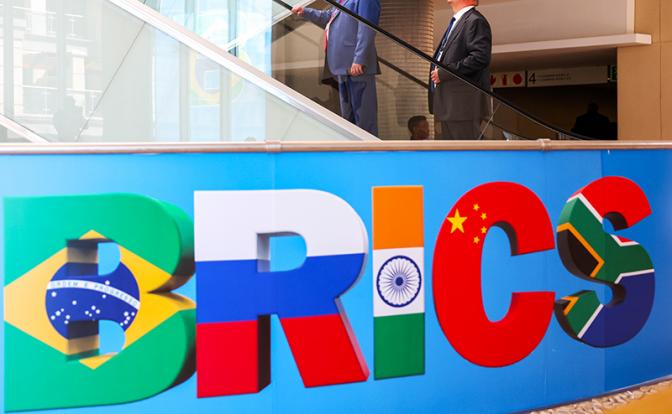 Экономист Чирков оценил, чем может обернуться для Аргентины отказ от вступления в БРИКС