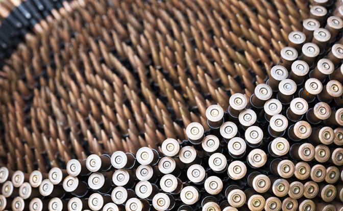 Кабмин продлил запрет на вывоз из страны патронов и гильз