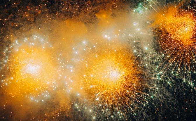 Екатеринбург отказался от новогодних фейерверков за счет бюджета