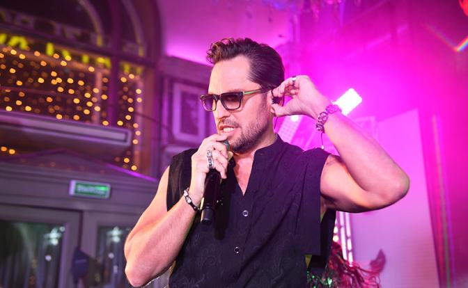 На фото: певец Александр Ревва