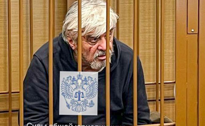 На фото: президент межрегионального узбекского землячества "Ватандош" Усман Баратов, обвиняемый по делу о разжигании розни