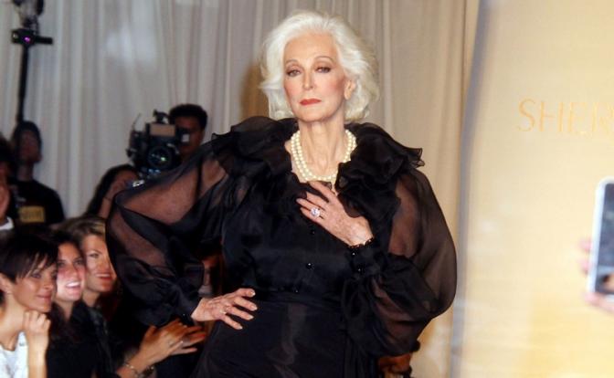 На фото: 92-летняя модель Кармен Делл’Орефис