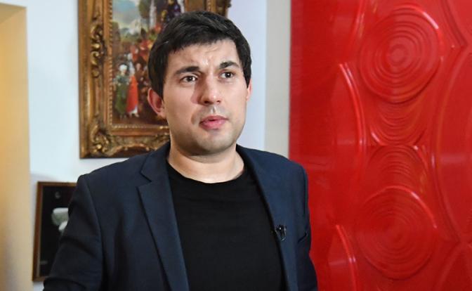 На фото: сын продюсера Бари Алибасова