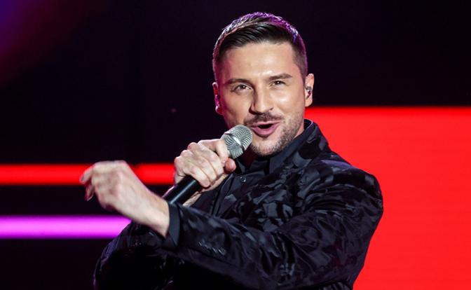 На фото: певец Сергей Лазарев