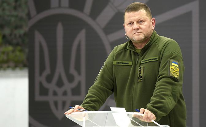 На фото: главнокомандующий Вооруженных сил Украины Валерий