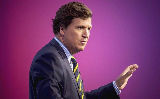 На фото: американский телеведущий Такер Карлсон