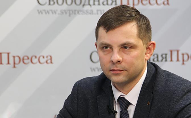 Олег Михайлов