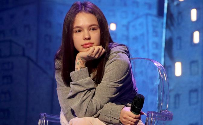 На фото: певица Инстасамка (Дарья Зотеева)