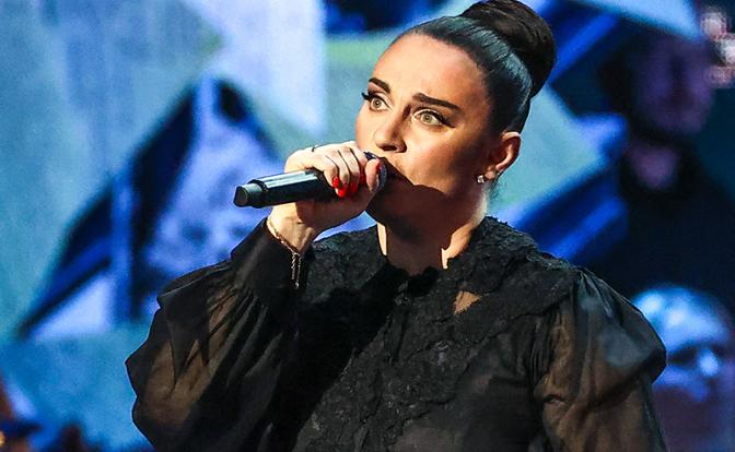 На фото: певица Елена Ваенга