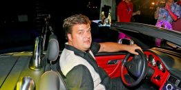 «Мама, я смотрю этот матч! Я смотрю этот футбол!»: Не стало комментатора Василия Уткина