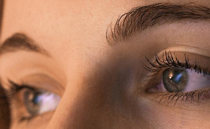 Россиянам рассказали, как избавиться от утренних отеков