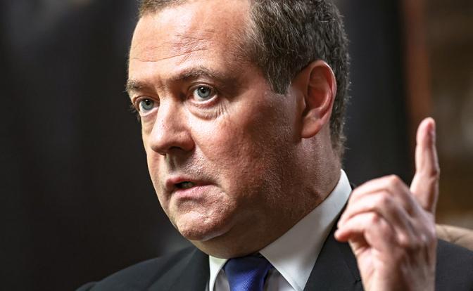 На фото: заместитель председателя Совета безопасности РФ Дмитрий Медведев