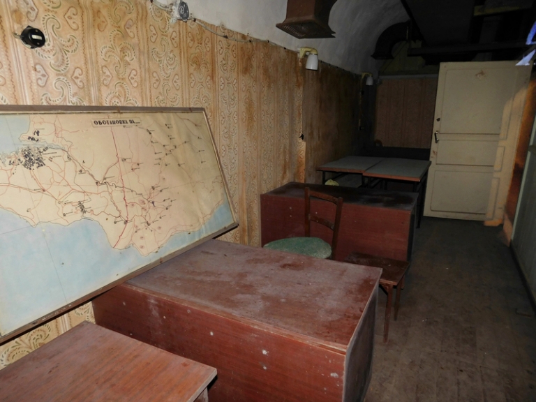 На фото: специальный отсек секретаря райкома. Объект С-2.
