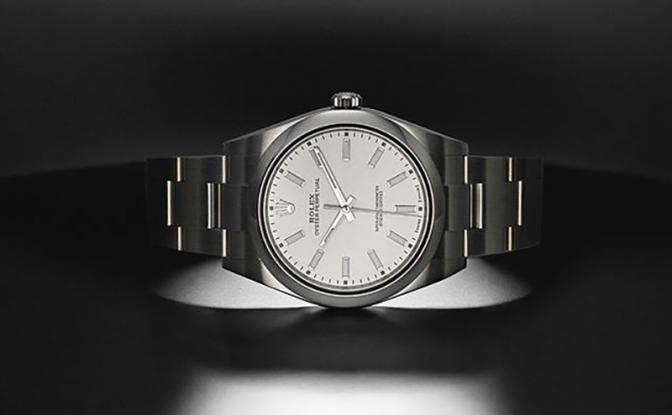 Вьетнамка попыталась внутри себя ввезти в Россию часов на 12 миллионов рублей