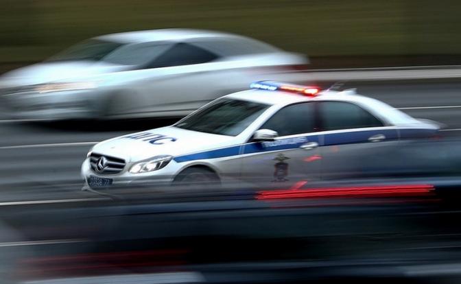 В Петербурге группа людей открыла стрельбу на Комендантском проспекте