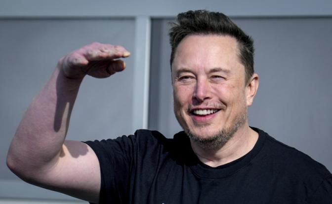 На фото: американский предприниматель и бизнесмен Илон Маск
