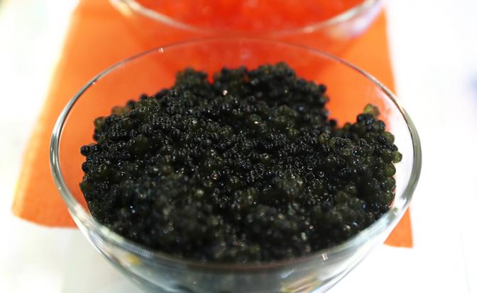 Росрыболовство предупредило о цене на черную икру